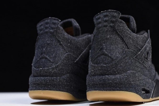 AO2571-001 Levi's x Jordan 'black' 4 Air 0527